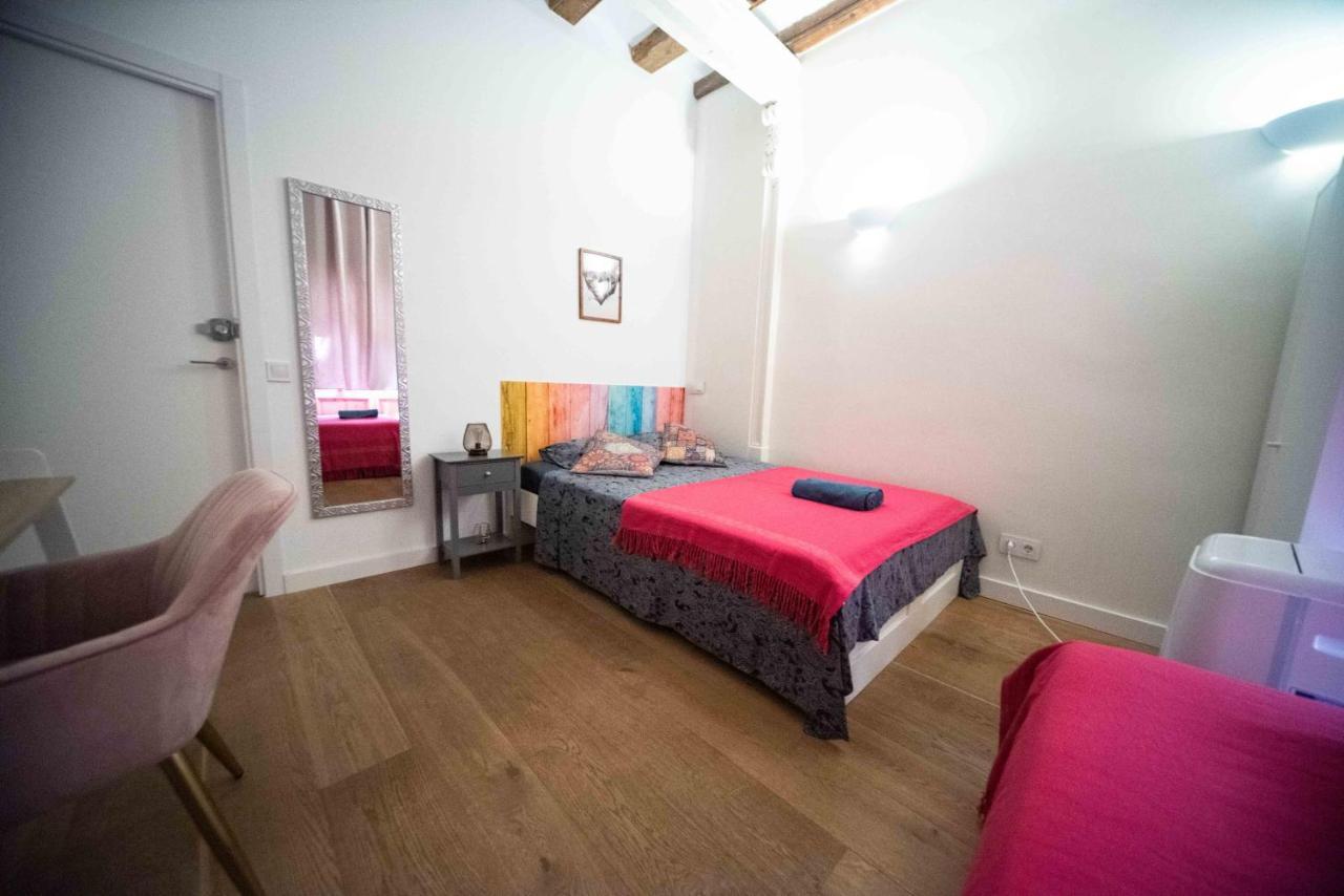Born Rooms - St Caterina Barcelona Eksteriør billede